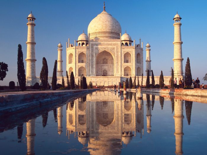 Top 10 Most Iconic Buildings in the World - Toptenz.net